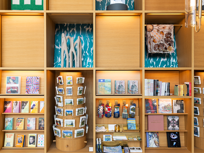 2025_Fabienne-Gantenbein_Kunsthaus-Zürich_Chipperfield-Shop_IMG0799