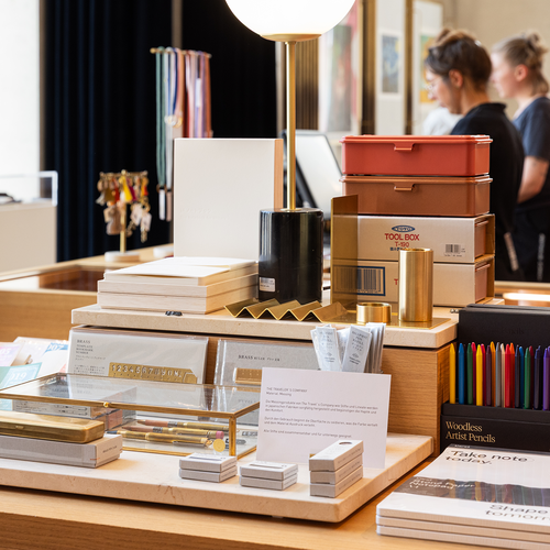 2025_Fabienne-Gantenbein_Kunsthaus-Zürich_Chipperfield-Shop_IMG1059-products-1