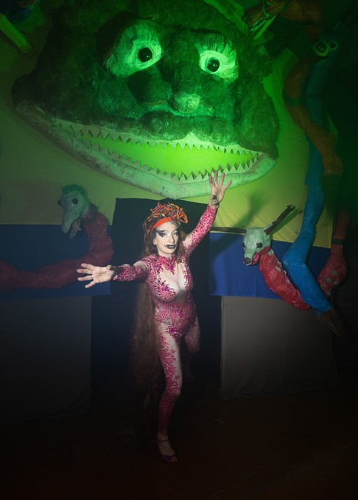 Monster-Chetwynd-Ausstellung